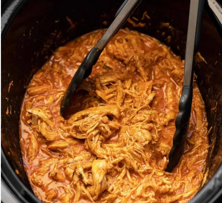 Slow Cooker Buffalo Chicken